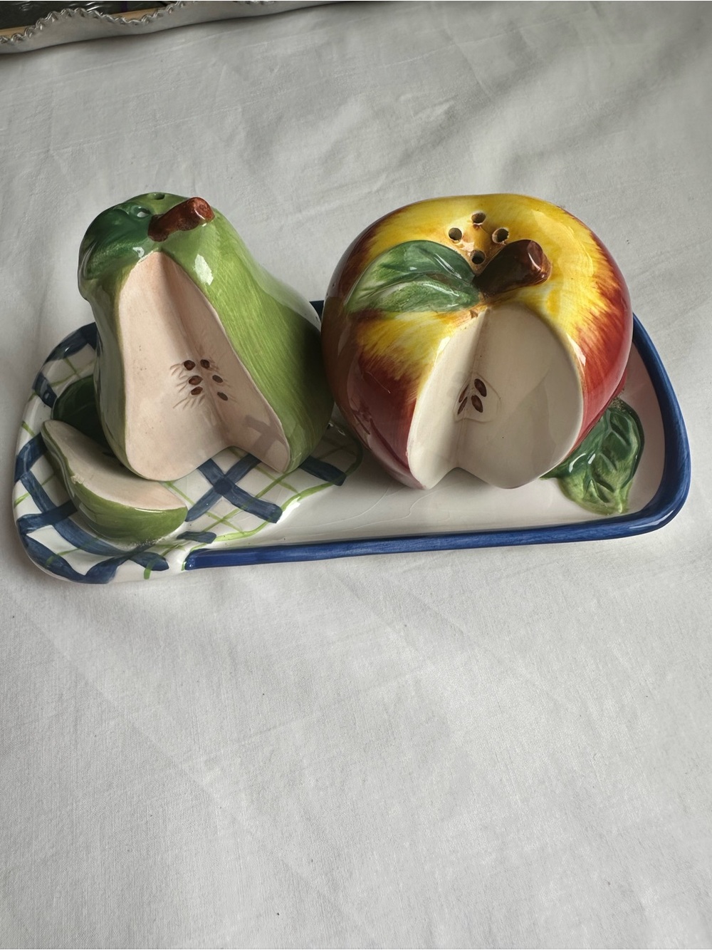 Vintage Bella Casa by Ganz Apple & Pear Salt & Pepper Shakers with Tray